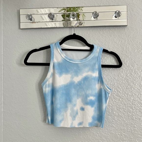 Baby Blue Sky View Crop Top - Picture 3 of 8